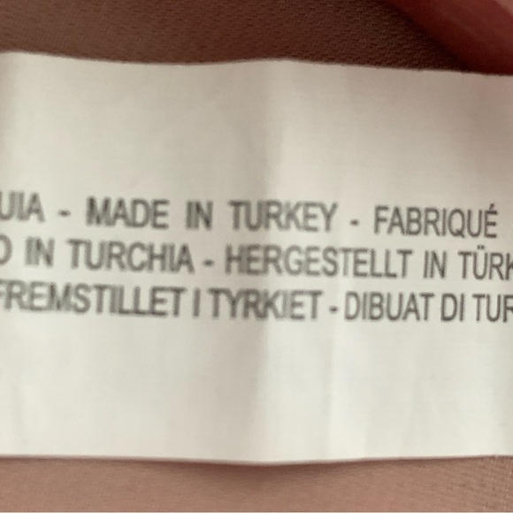 Zara Sleeveless Tiered Blouse with Beaded Collar - Picture 11 of 14